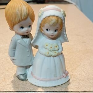 Vintage Lefton Bride and Groom Figurine